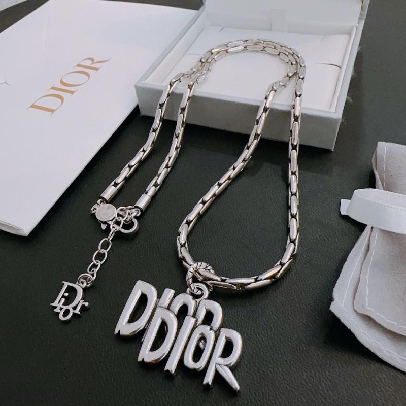 Christian Dior Necklaces